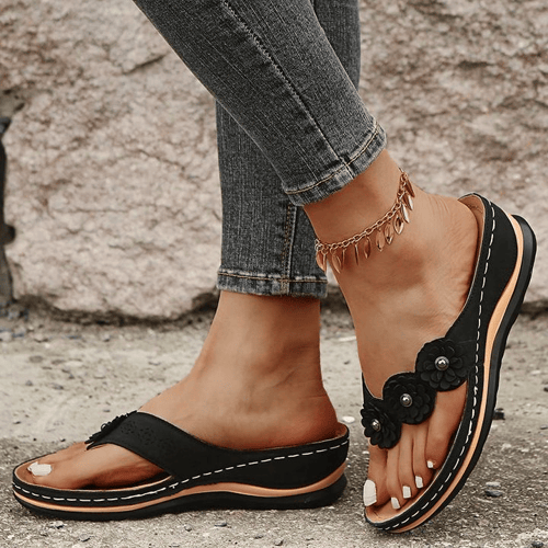 Comfortabele orthopedische dames sandalen Melina met voetbed, ideaal voor langdurig draagcomfort.