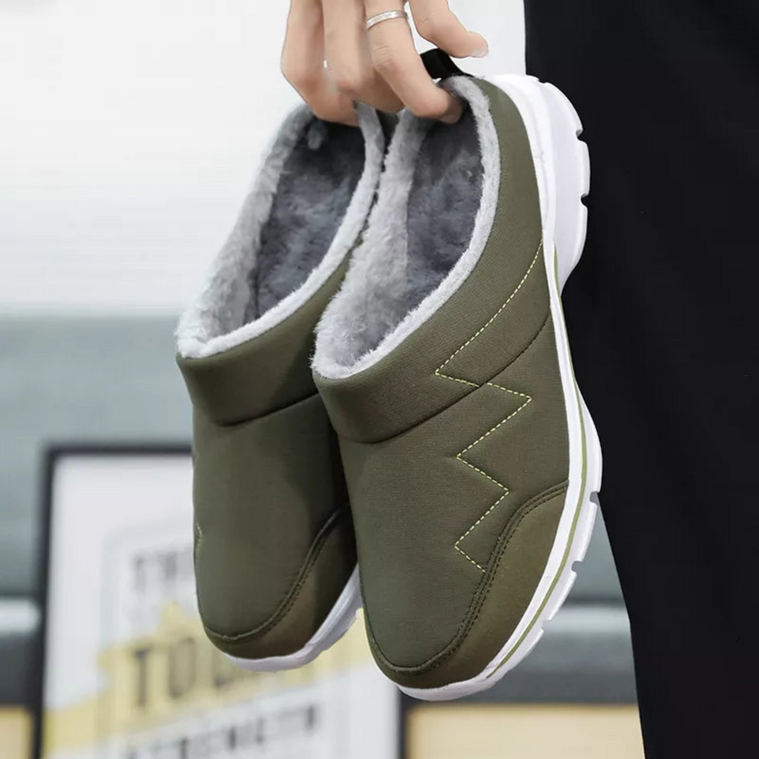 "Orthopedische herenpantoffels met warme voering en stevige antislipzool, perfect voor herfst en winter."