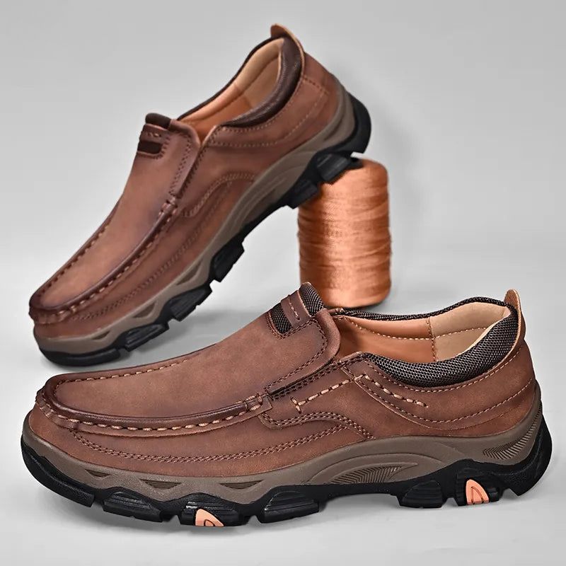 Orthopedische herenpantoffels voor ultiem comfort en voetondersteuning, ideaal voor dagelijks gebruik.
