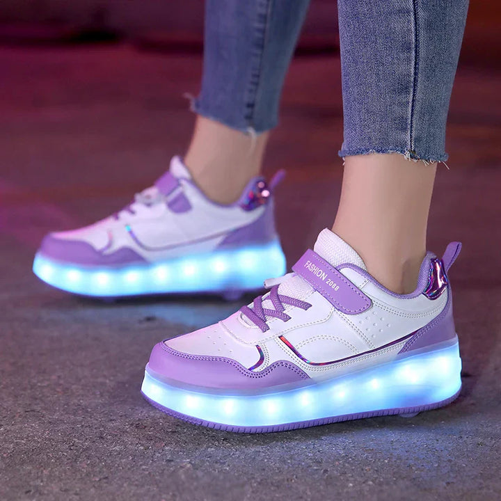 Comfortabele orthopedische rolsneakers met fel LED-licht, klittenbandsluiting en verstelbare wielen voor kids.