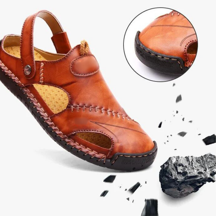 Bruine orthopedische herensandalen, stijlvol en comfortabel, ideaal voor vakantie en dagelijks gebruik.
