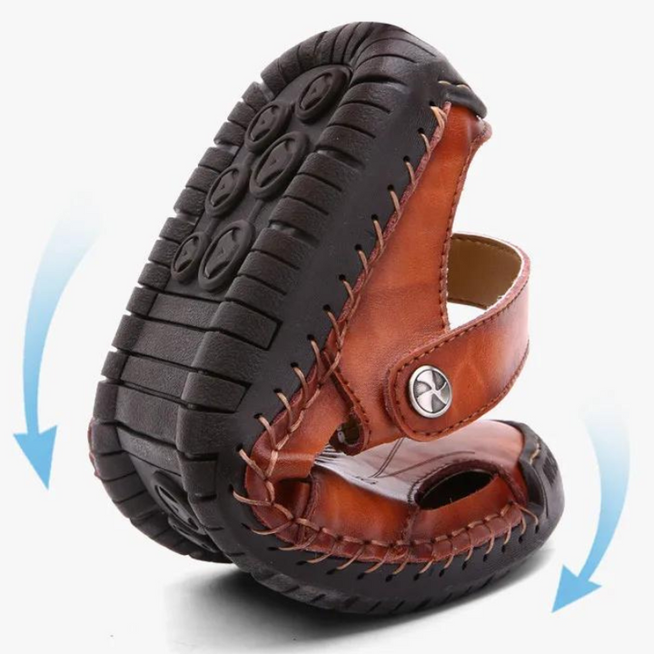 Lederen slip-on herensandalen van Marco, orthopedisch en comfortabel voor dagelijks gemak en stijl.
