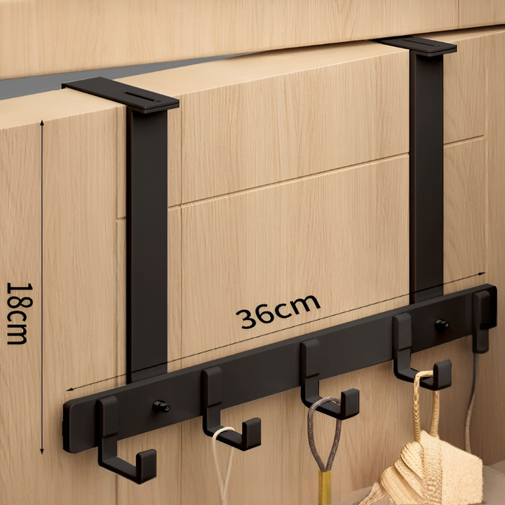 Zwart metalen over-de-deur garderobe haakrek met 6 haken, ideaal voor jassen en tassen in hal of slaapkamer.