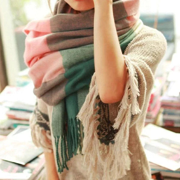 Trendy geruite sjaal voor dames, ideaal voor de winter