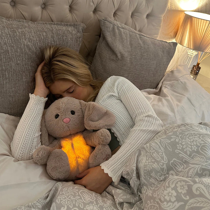 Zachte kalmerende knuffel CalmPal. Biedt ontspanning en rust voor zowel kinderen als volwassenen, anti-stress effect.