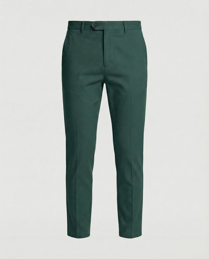 Gestapelde heren chino broeken in diverse kleuren; rechte pasvorm voor stijlvolle casual chique looks.