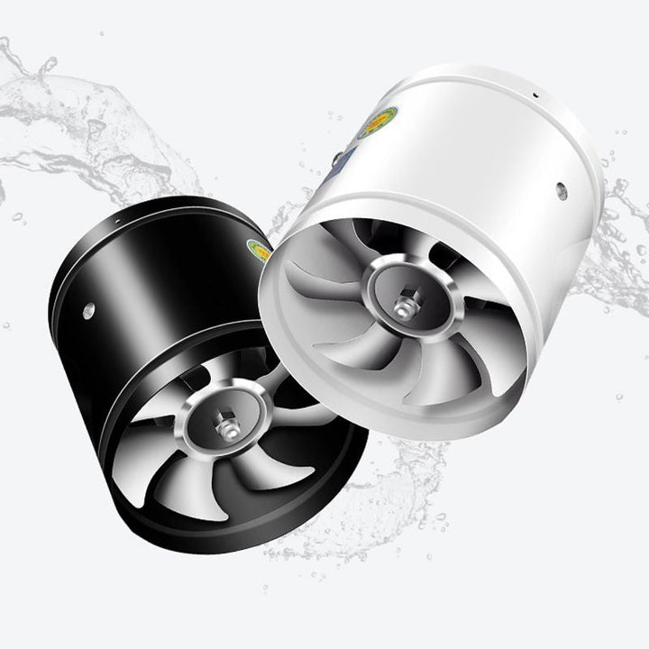 Detail van zwarte PureVent afzuigventilator, duurzaam metaal, krachtige ventilator voor elke keuken.
