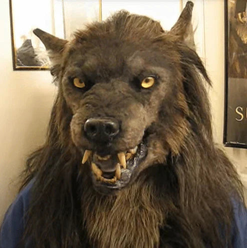 Griezelig realistisch siliconen weerwolfmasker voor volwassenen, compleet met bont, voor Halloween en cosplay.