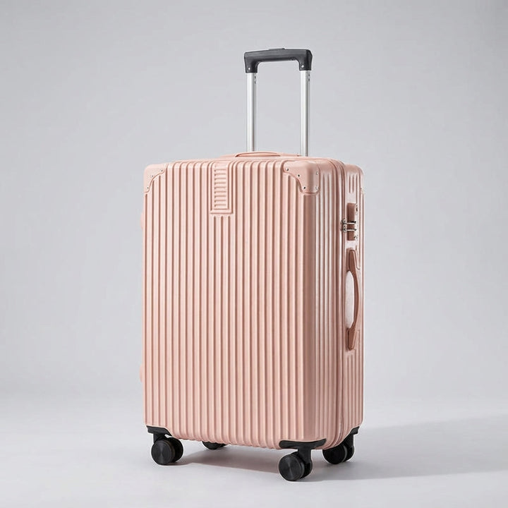 Close-up van de duurzame hoekbescherming op een retro Casevo reiskoffer, voor extra bagage veiligheid.