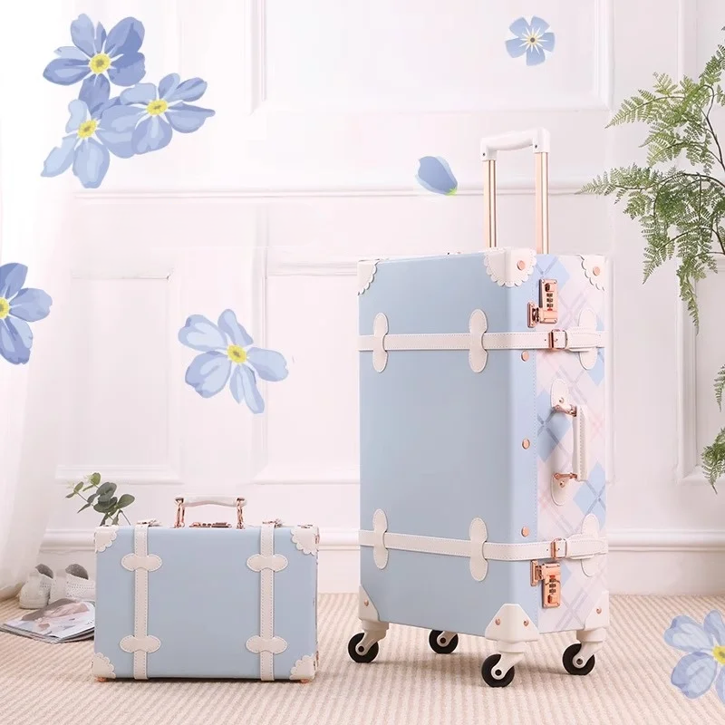 Sterke retro hardschaal koffers voor beschermde bagage. Geschikt voor weekendweg en vakantie.