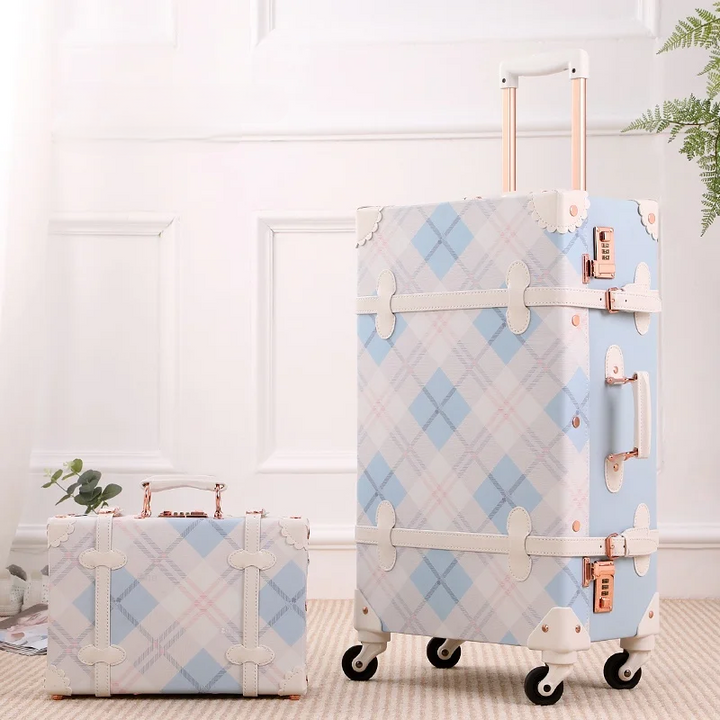 Duurzame hardschalen kofferset met retro look. Ideaal voor frequente reizigers en avonturen.