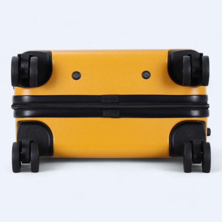 Stevige hardcase koffers met soepele draaiwielen; een must-have voor reizen.