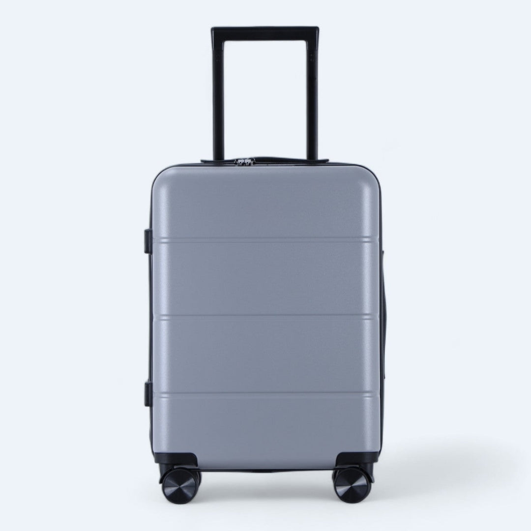 Een complete set robuuste hardcase koffers voor de avontuurlijke reiziger.