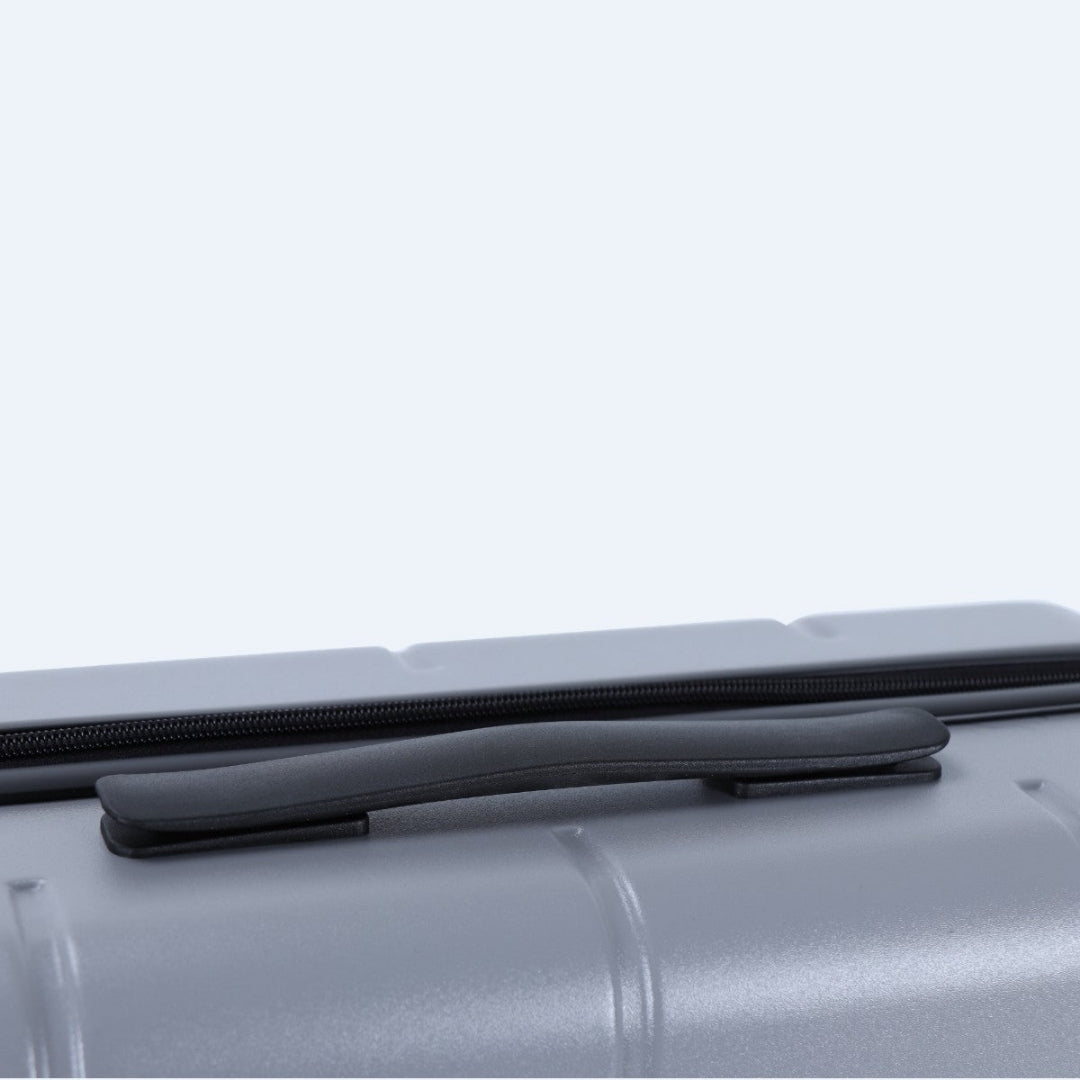 Drie maten hardcase trolleys, van handbagage tot grote incheck koffer.
