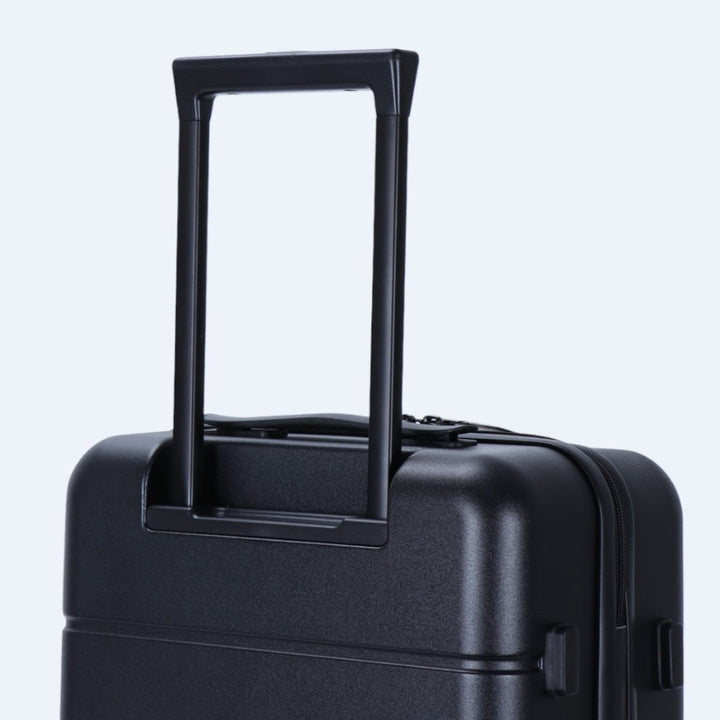 Lichtgewicht hardcase koffers met een ruim interieur voor al je benodigdheden.