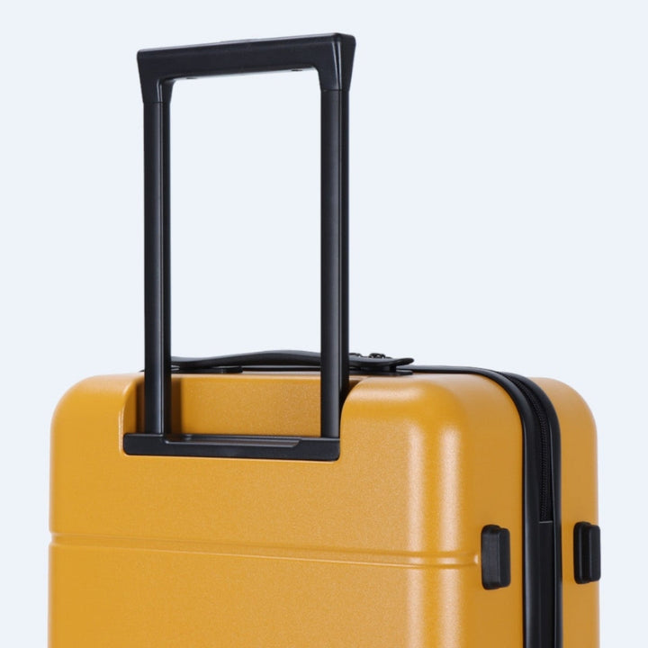 Hardcase bagageset met telescopische trekstang en handige indeling.