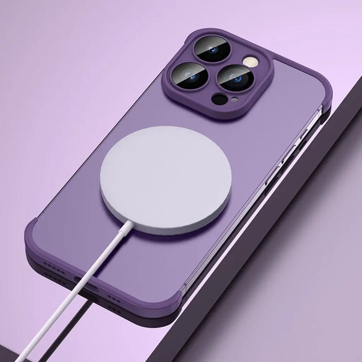 Complete bescherming voor iPhone 14 met ArmorEdge Max telefoonhoesje.
