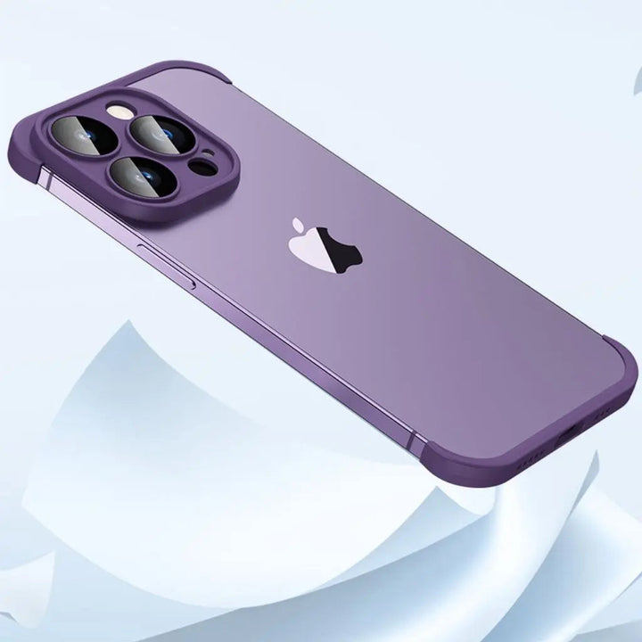 Deze ArmorEdge Max iPhone 13 hoes biedt langdurige bescherming.
