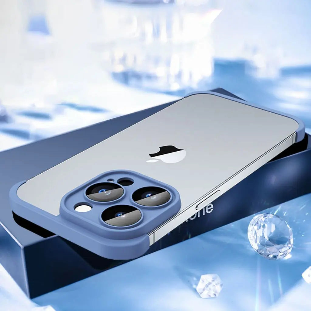 Schokbestendige ArmorEdge Max iPhone beschermhoes met verhoogde randen.