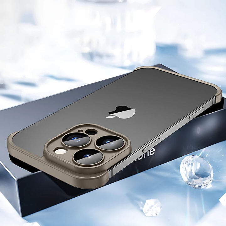 Valbescherming en robuust ontwerp voor alle iPhone modellen, ArmorEdge Max.