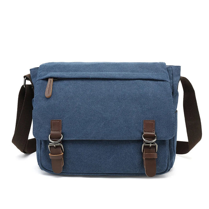 Bruine canvas werktas voor mannen, ideaal als crossbody of schooltas met veel ruimte.