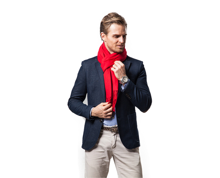 Luxe heren sjaal van rood kasjmier. Tijdloos en stijlvol, een warm cadeau voor de winter.