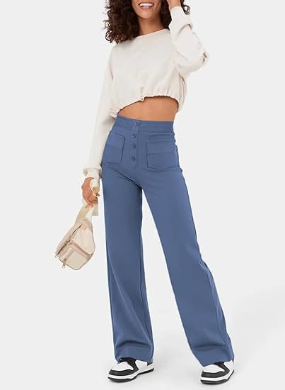 Zwarte high-waisted wide leg chino damesbroek. Perfect voor een comfortabele en stijlvolle outfit.