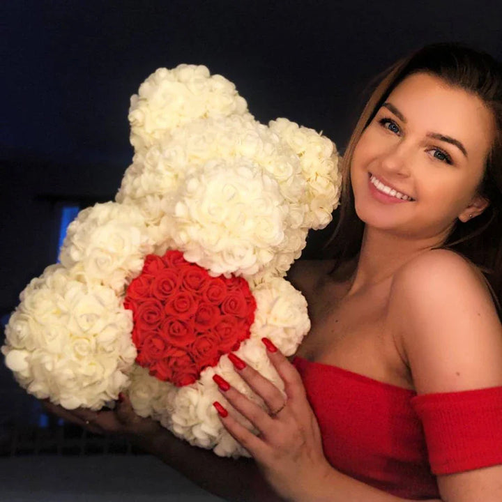 Romantische rozenbeer van rozen voor je geliefde, perfect voor Valentijnsdag.