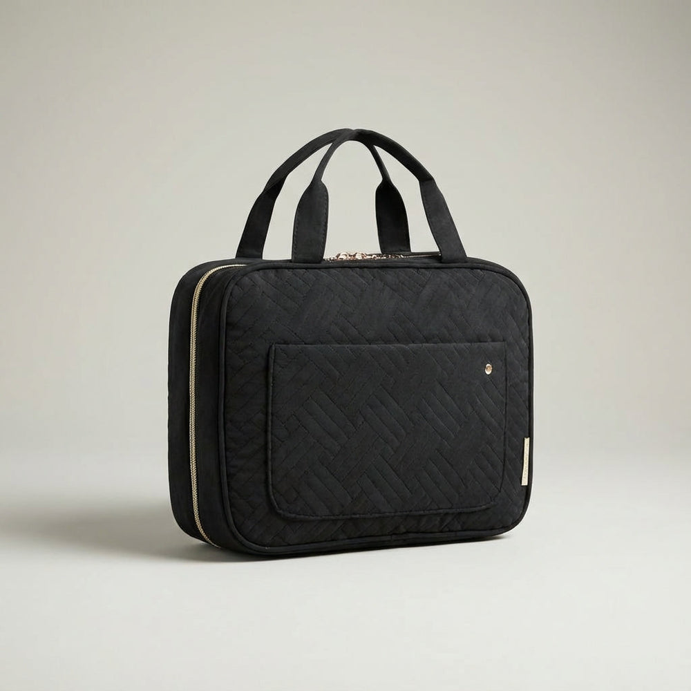 Compacte Neatmate reistas in het roze, perfect voor een georganiseerde vakantie met je essentials.