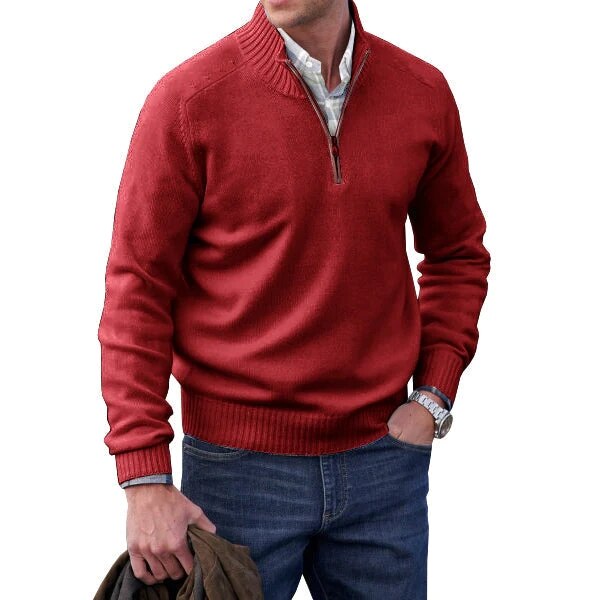 Achterkant van de warme heren wintertrui met turtleneck