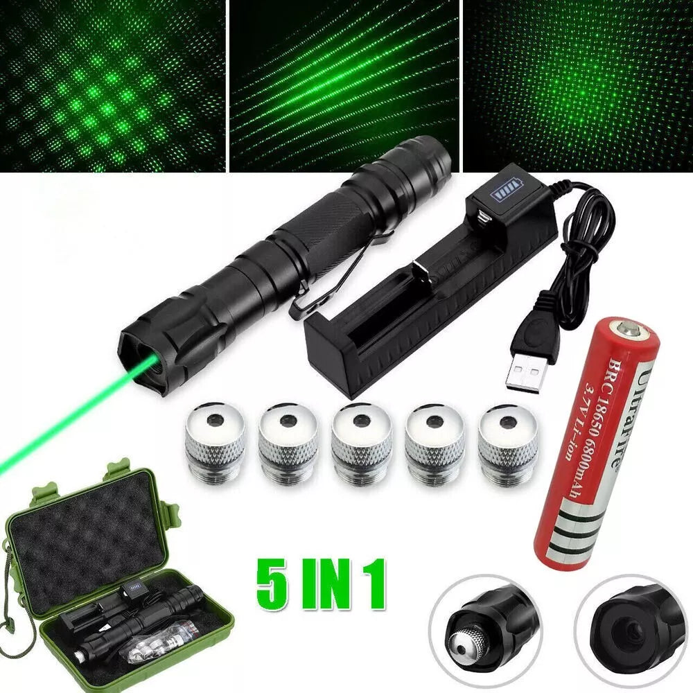 Complete set van oplaadbare groene laserpointer met lader, batterij en opzetstukken