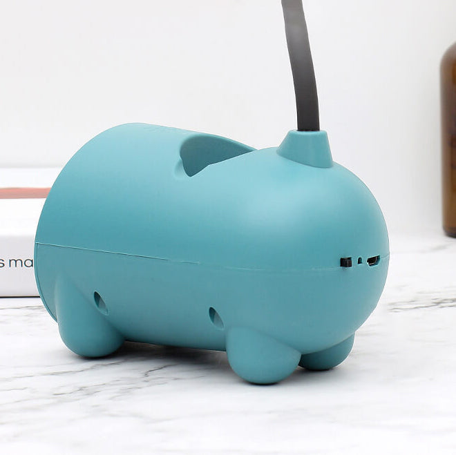 Praktische LED bureaulamp voor kinderen met penhouder organizer en USB-aansluiting, blauw.
