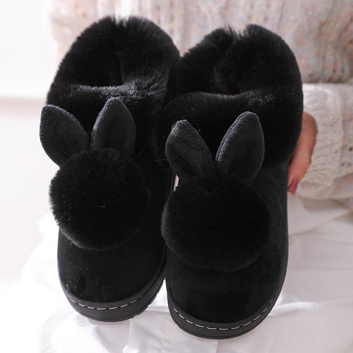 Zachte, warme dames bunny sloffen van JacoliensSlippers, ideaal voor ontspanning thuis.