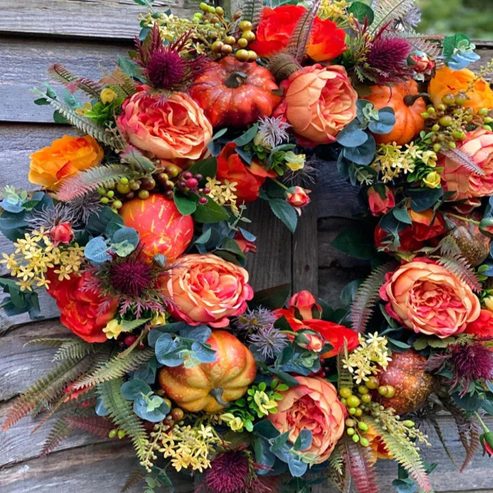 Decoratieve herfstkrans, landelijke kunstkrans voor deur of muur. Brengt warme sfeer als najaarsdecoratie.