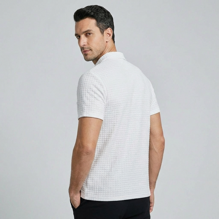 Moderne slim-fit polo voor heren, perfect voor lente en zomer met korte mouwen.