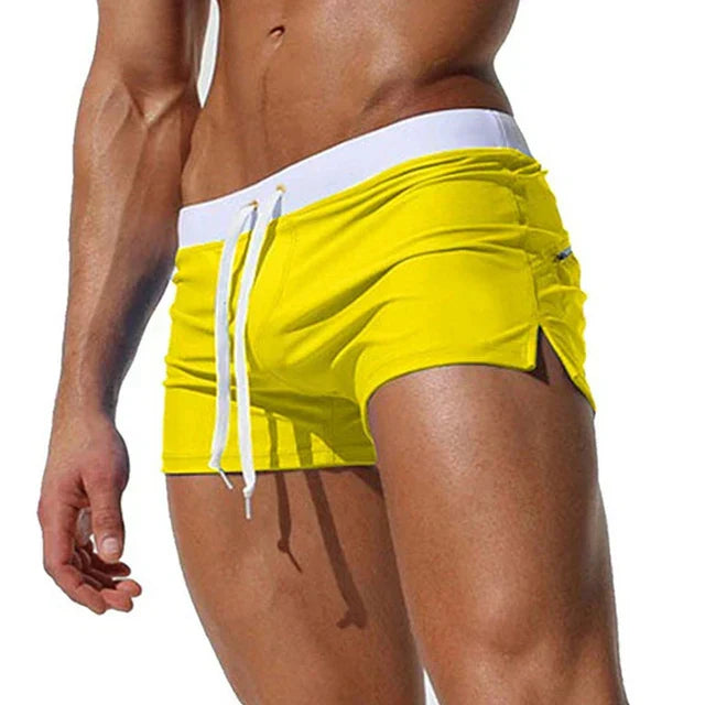 Opgestapelde Leano heren zwemshorts, sneldrogend en comfortabel voor je zomervakantie.