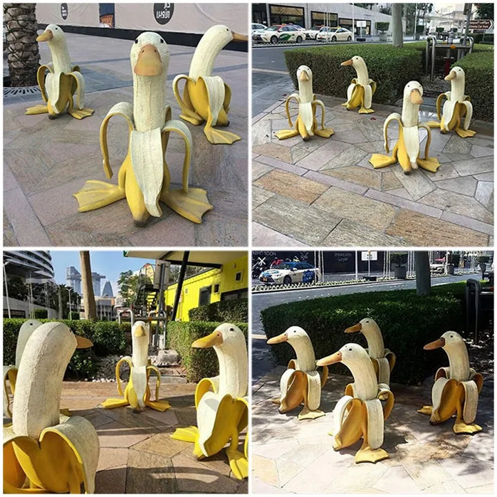 Vrolijk banaan-eend decoratiebeeld van duurzaam hars, perfect voor zowel binnen als buiten.