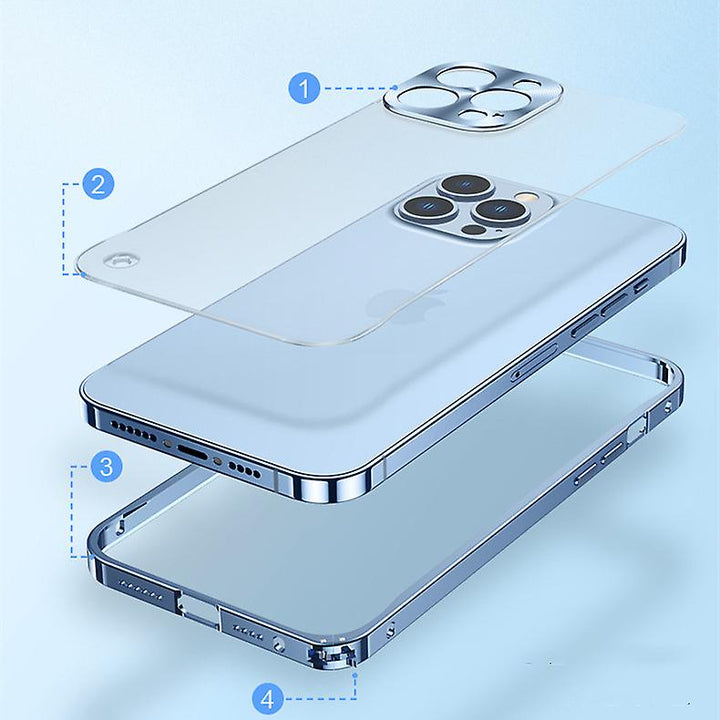 Essentiële stalen MagSafe iPhone hoes; slank, duurzaam en compatibel met draadloos opladen.