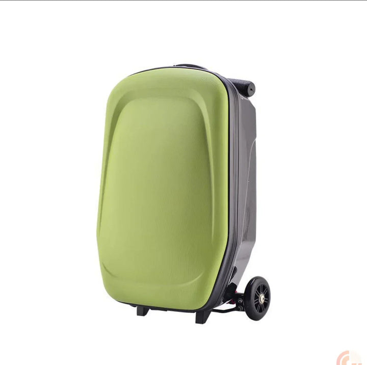 Compacte stepkoffer voor kinderen, hardschaal handbagage die sportief reisplezier activeert.