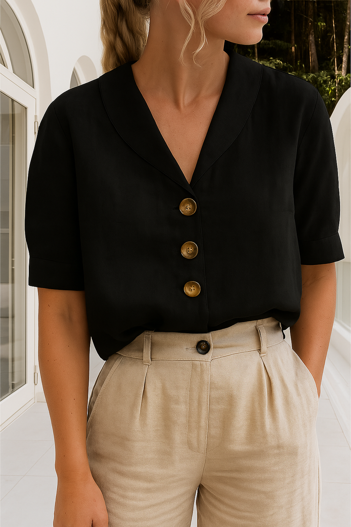 Comfortabel dames top met ademende stof en chique envelophals, perfect voor zomerse dagen.