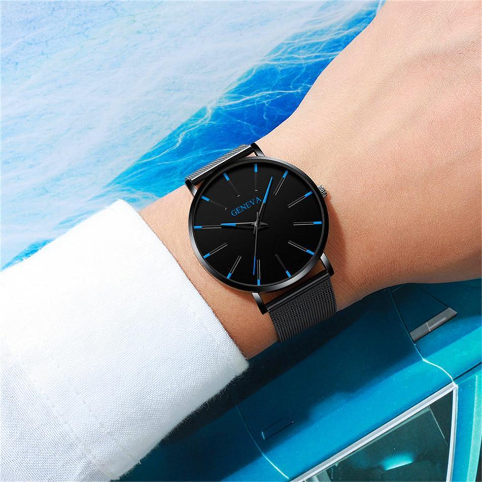 Strak minimalistisch herenhorloge, stijlvol en veelzijdig; een modern, duurzaam accessoire voor dagelijks gebruik.