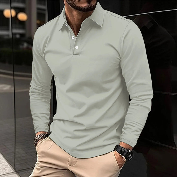 Modern klassiek heren poloshirt met lange mouwen, combineert tijdloze stijl met hedendaags comfort.