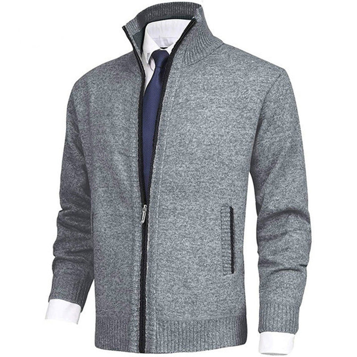 Nieuw stijlvol vest met lange mouwen en praktische rits. Essentieel voor een comfortabele herenmode collectie.