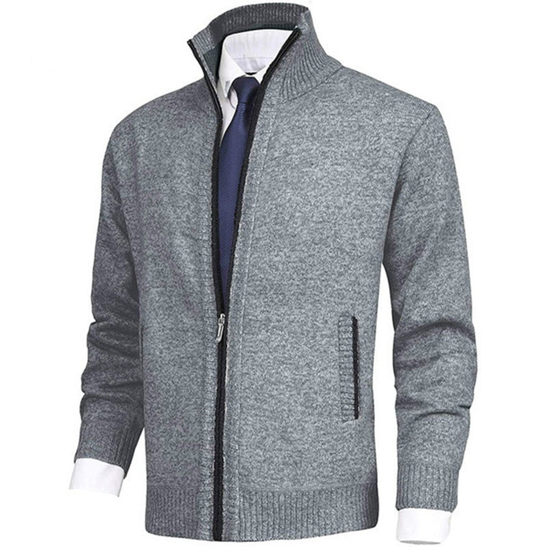 Hoogwaardig herenvest met rits, comfortabel en modieus. Ideaal als casual toplaag voor heren.