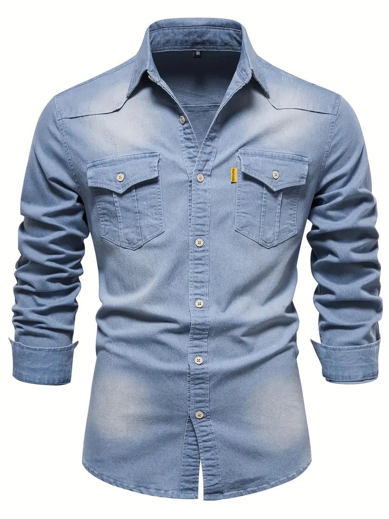 Comfortabel lichtblauw denim herenoverhemd, ideaal voor veelzijdige dagelijkse kleding en moderne herenmode.