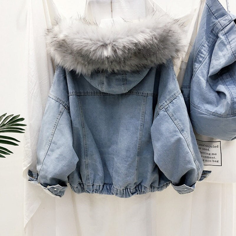 Casual BellasJacket denim jas voor dames, warm en veelzijdig. Een must-have winterjas die past bij elke outfit.