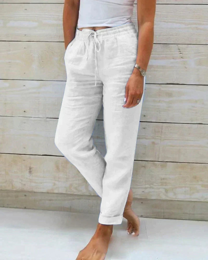 Ademende en modieuze dames casual zomerbroek, ideaal voor warm weer, met een comfortabele losse pasvorm.