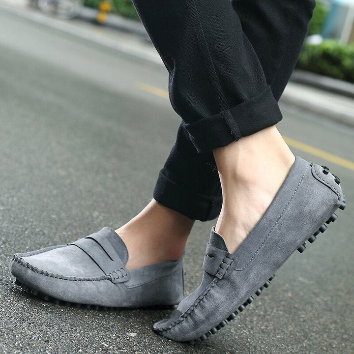 Zomerse heren loafers, lichte en ademende instappers voor warme dagen.