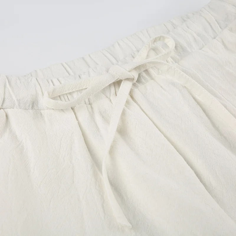 Veelzijdige dames zomerbroek, perfect voor casual outfits en reizen. Stijlvol en ontspannen.