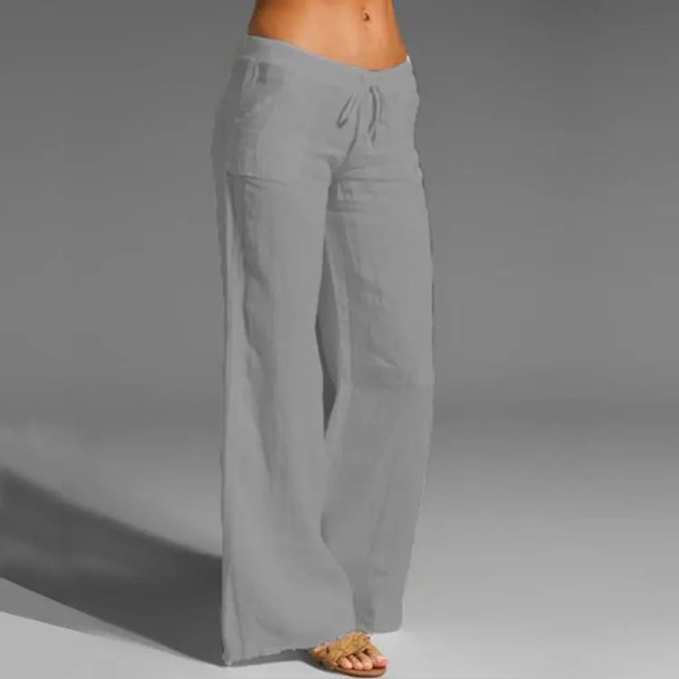 Luchtige dames zomerbroek, speciaal ontworpen voor comfort en stijl tijdens de warme zomerdagen.